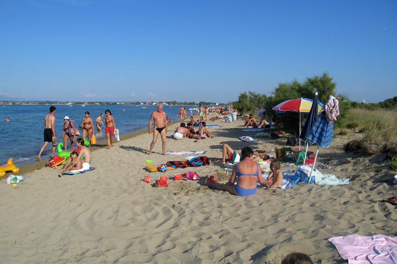 Apartments By The Sea Nin, Zadar - 12890 외부 사진
