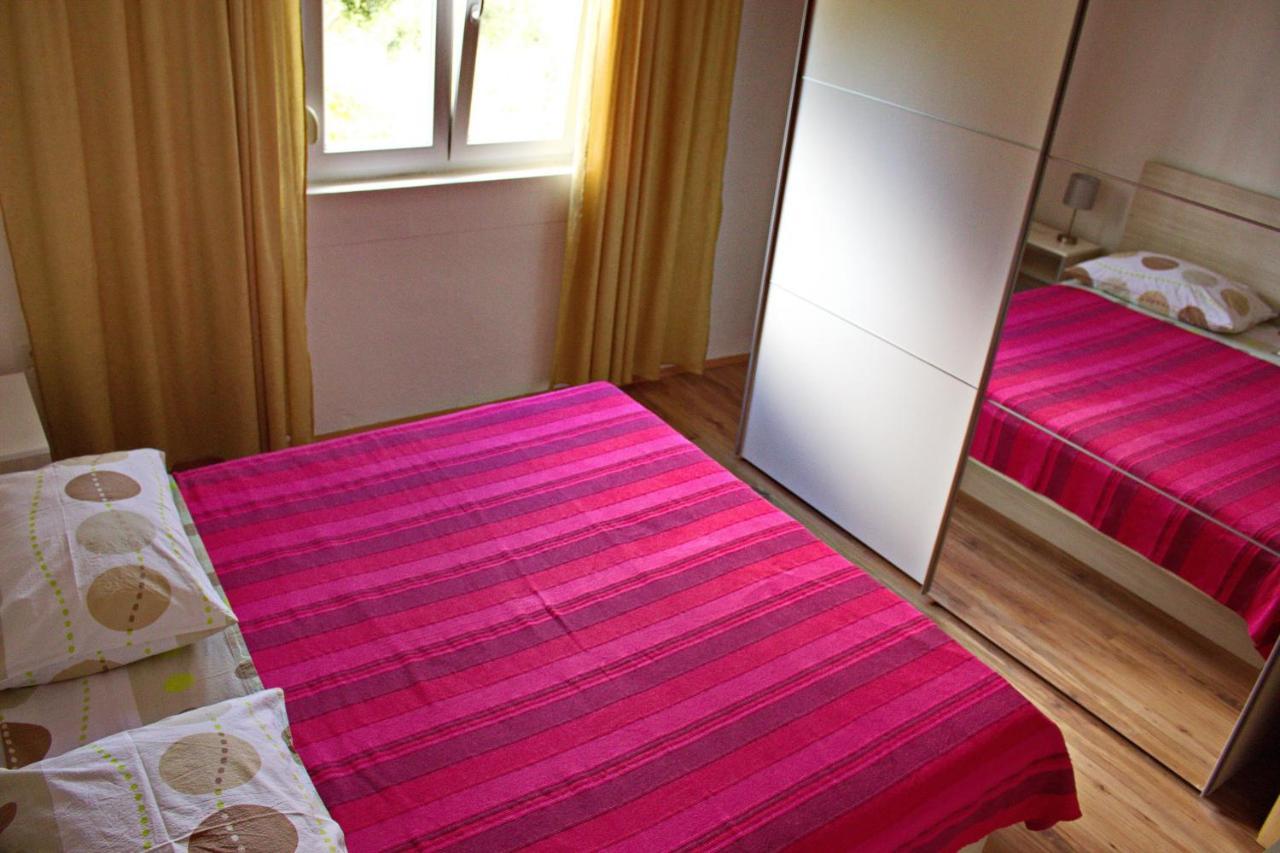 Apartments By The Sea Nin, Zadar - 12890 외부 사진