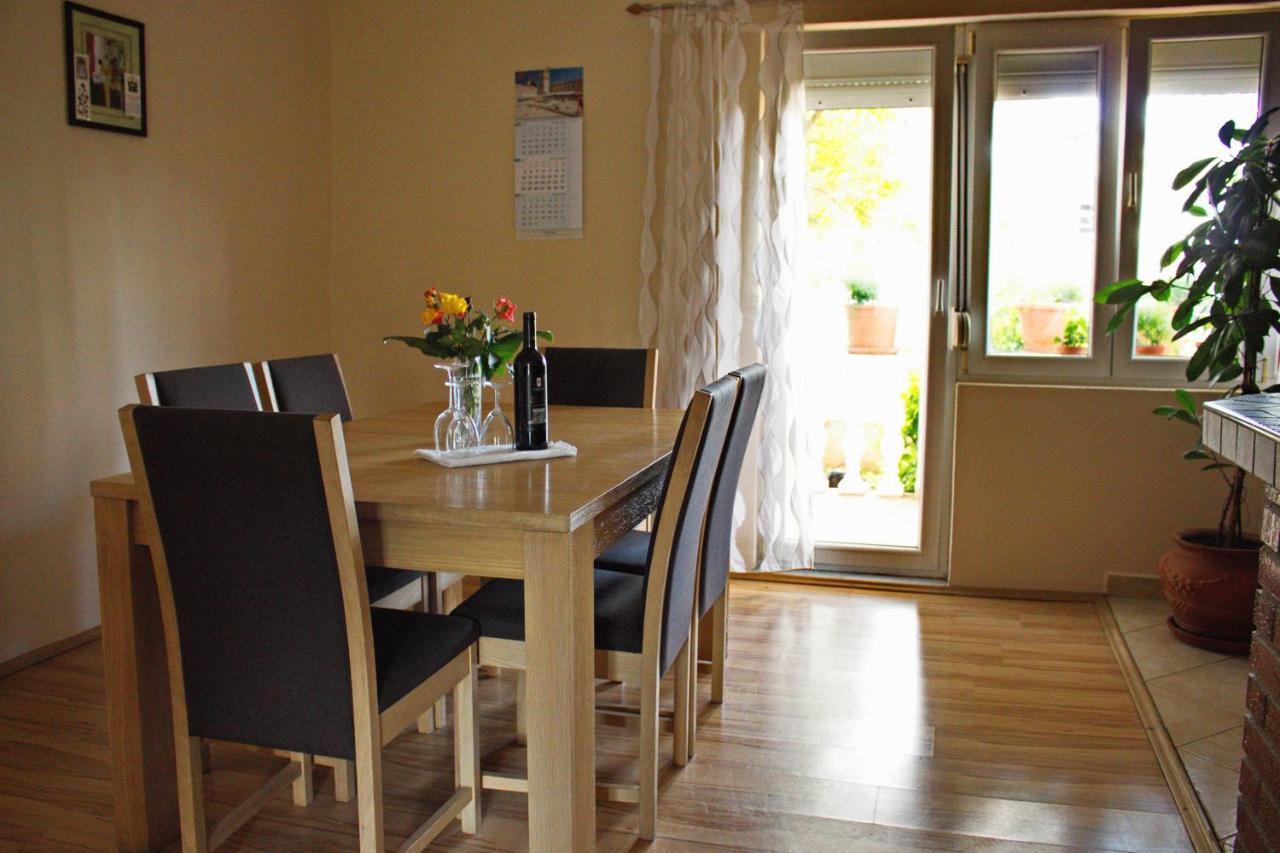 Apartments By The Sea Nin, Zadar - 12890 외부 사진