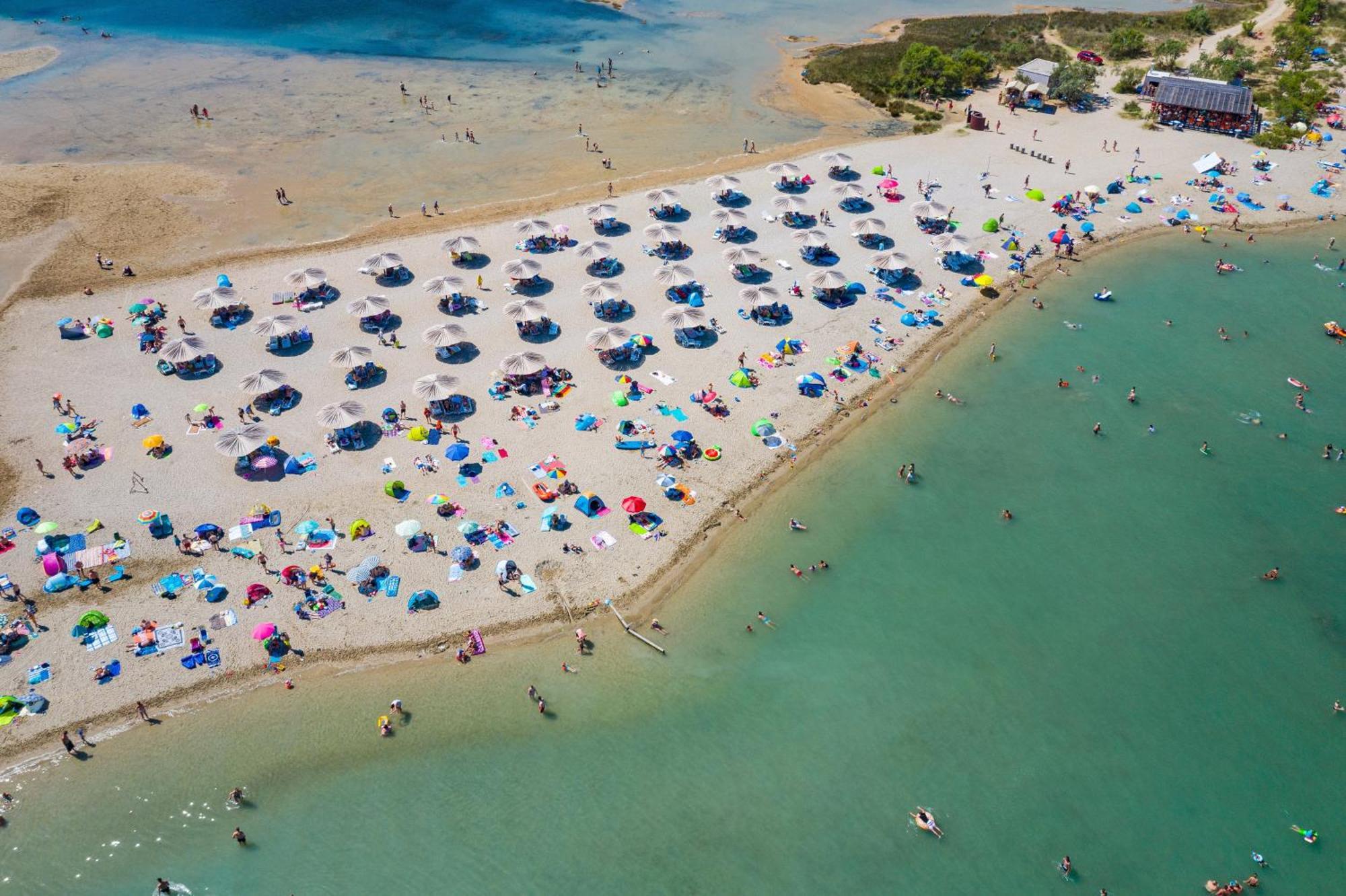 Apartments By The Sea Nin, Zadar - 12890 외부 사진